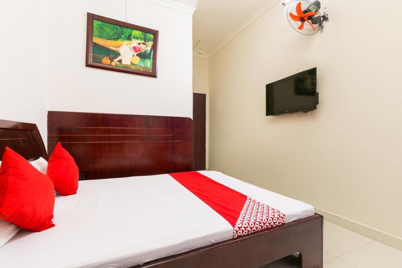 Oyo 486 Nhat Nhat Hotel Ho Chi Minh-staden Exteriör bild