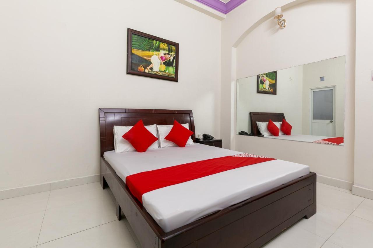 Oyo 486 Nhat Nhat Hotel Ho Chi Minh-staden Exteriör bild