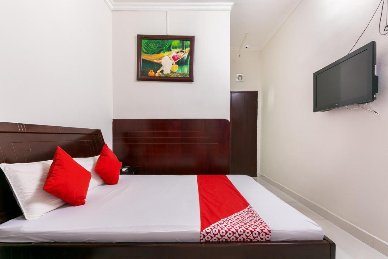 Oyo 486 Nhat Nhat Hotel Ho Chi Minh-staden Exteriör bild